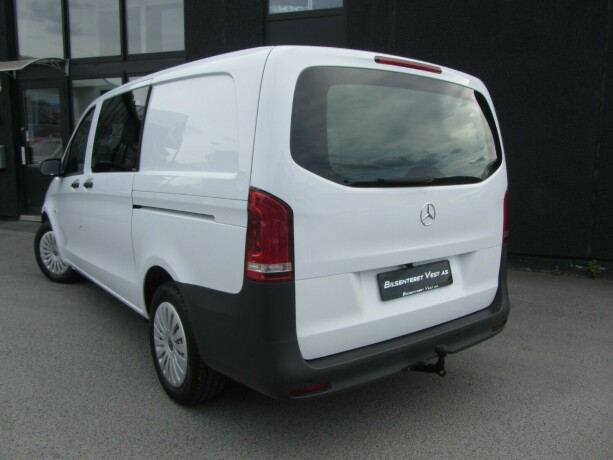 mercedes-benz-vito-diesel-2023-big-3