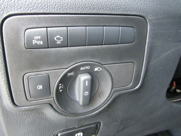 mercedes-benz-vito-diesel-2023-big-14