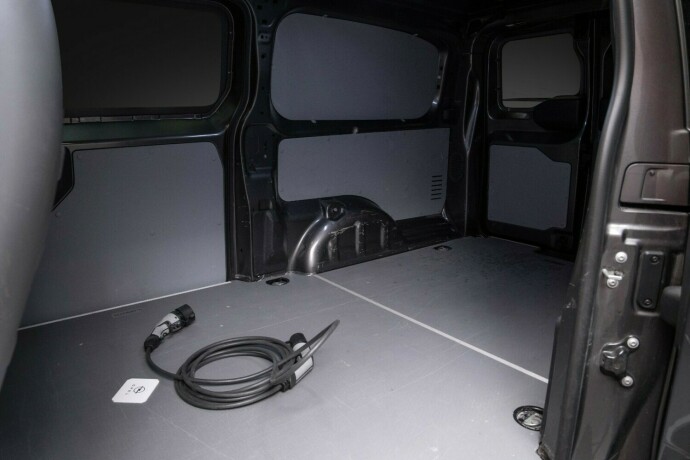 opel-vivaro-elektrisitet-2021-big-25