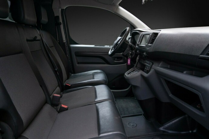 opel-vivaro-elektrisitet-2021-big-28