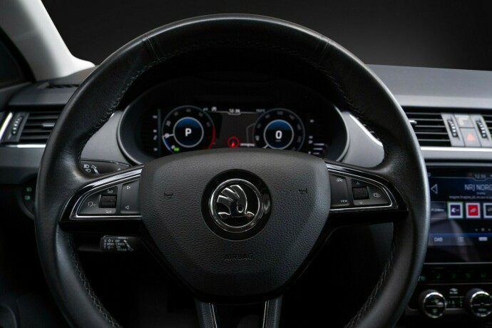 skoda-octavia-bensin-2019-big-13