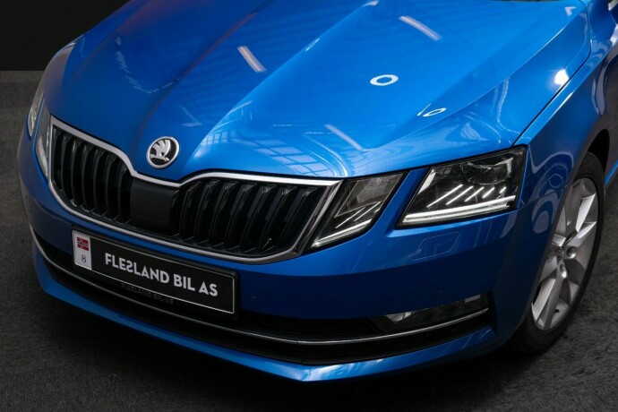 skoda-octavia-bensin-2019-big-4