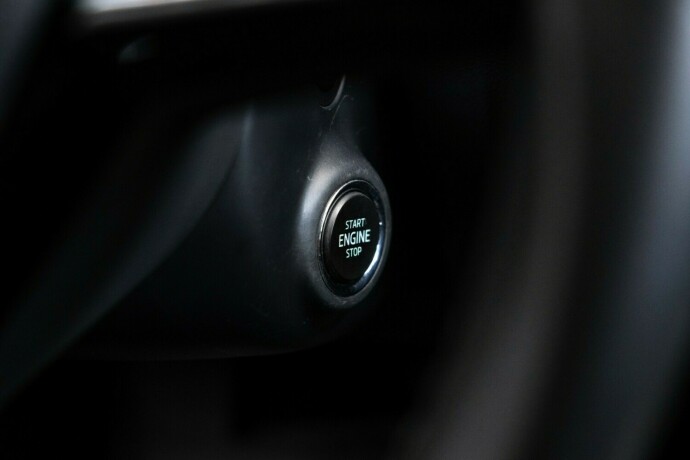 skoda-octavia-bensin-2019-big-17