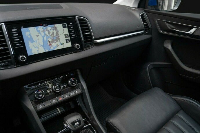 skoda-karoq-bensin-2018-big-19