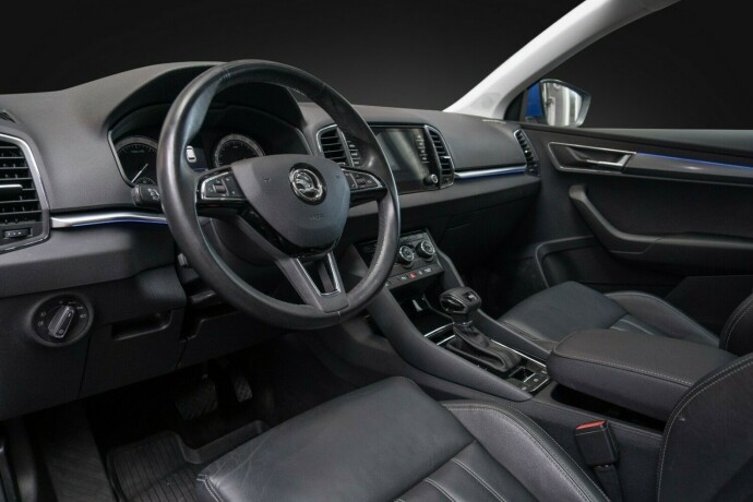 skoda-karoq-bensin-2018-big-27