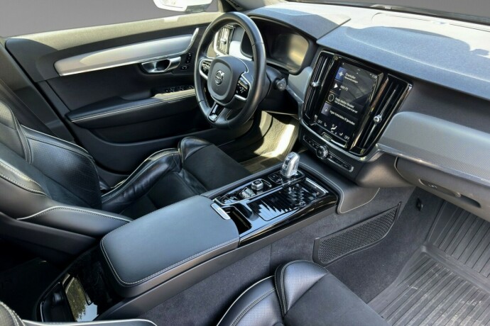 volvo-v90-elektrisitetbensin-2018-big-15