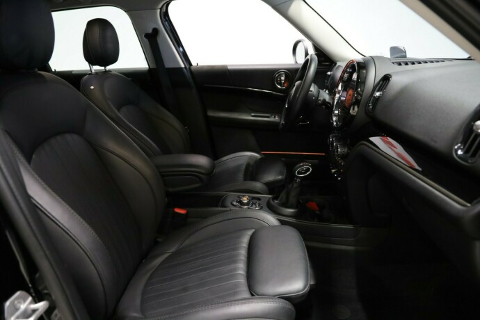 mini-countryman-elektrisitetbensin-2021-big-8