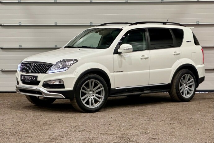 ssangyong-rexton-diesel-2016-big-7