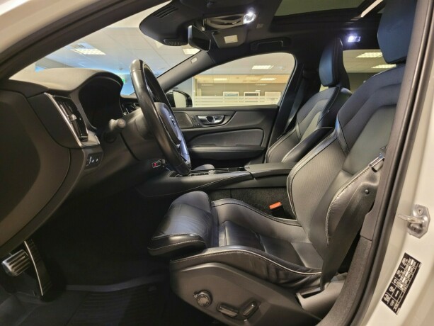 volvo-v60-elektrisitetbensin-2020-big-22