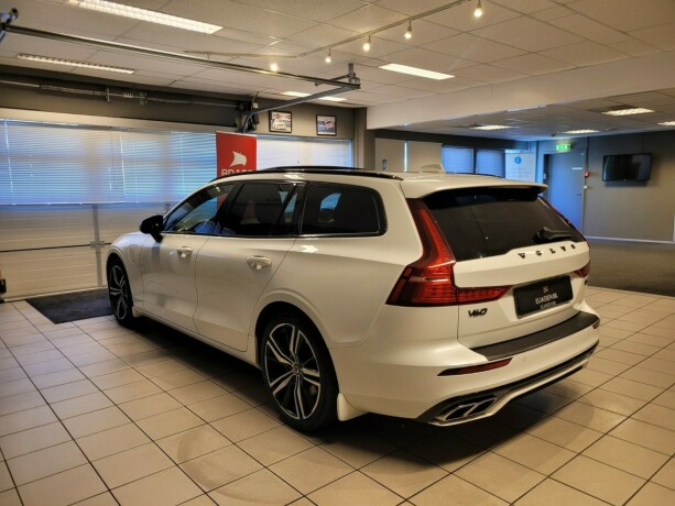 volvo-v60-elektrisitetbensin-2020-big-7