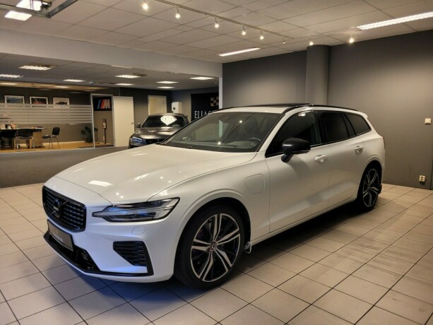 volvo-v60-elektrisitetbensin-2020-big-8