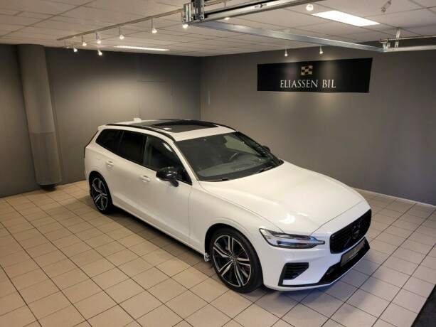 volvo-v60-elektrisitetbensin-2020-big-1