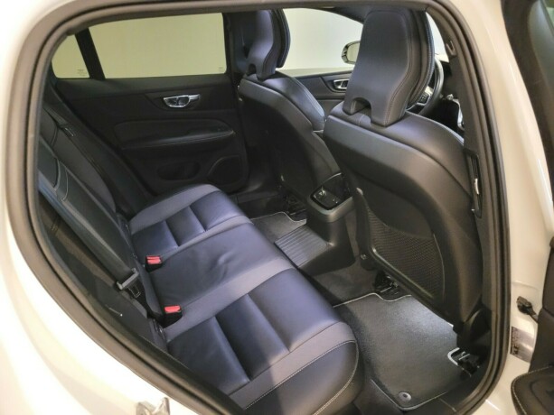 volvo-v60-elektrisitetbensin-2020-big-18