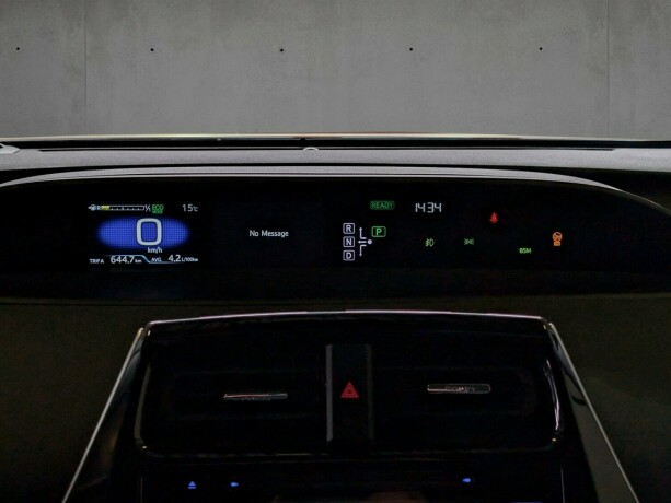 toyota-prius-elektrisitetbensin-2017-big-16