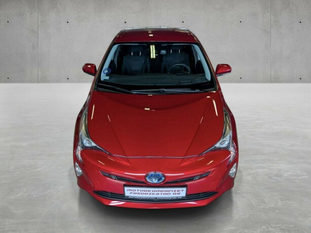 toyota-prius-elektrisitetbensin-2017-big-9