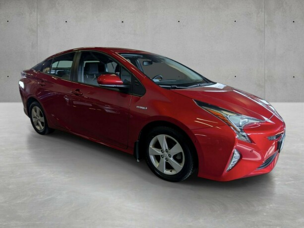 toyota-prius-elektrisitetbensin-2017-big-1