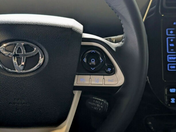 toyota-prius-elektrisitetbensin-2017-big-24
