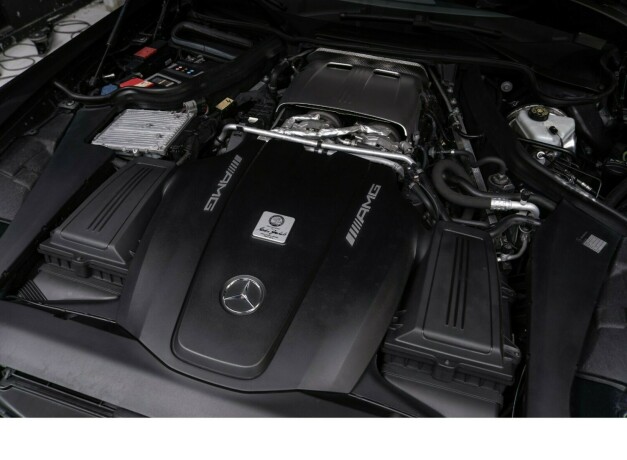 mercedes-benz-amg-gt-s-bensin-2015-big-9