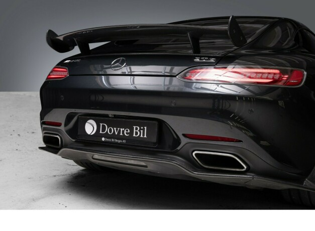 mercedes-benz-amg-gt-s-bensin-2015-big-16