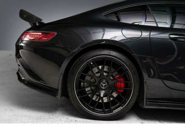 mercedes-benz-amg-gt-s-bensin-2015-big-18
