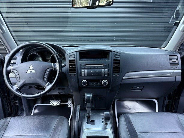 mitsubishi-pajero-diesel-2007-big-9
