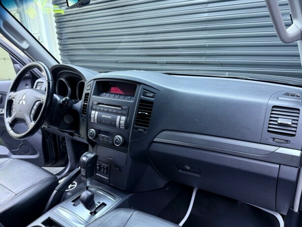 mitsubishi-pajero-diesel-2007-big-11