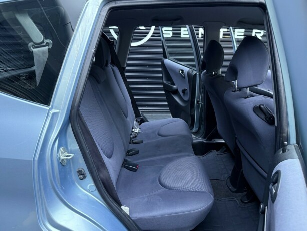 honda-jazz-bensin-2005-big-26