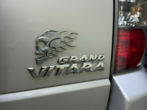 suzuki-grand-vitara-bensin-2006-big-15