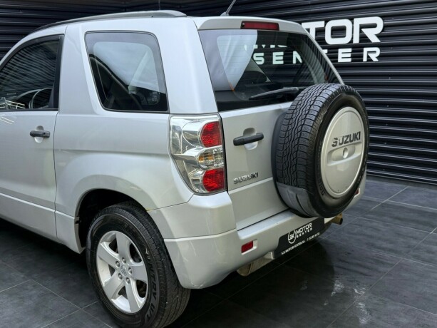 suzuki-grand-vitara-bensin-2006-big-5