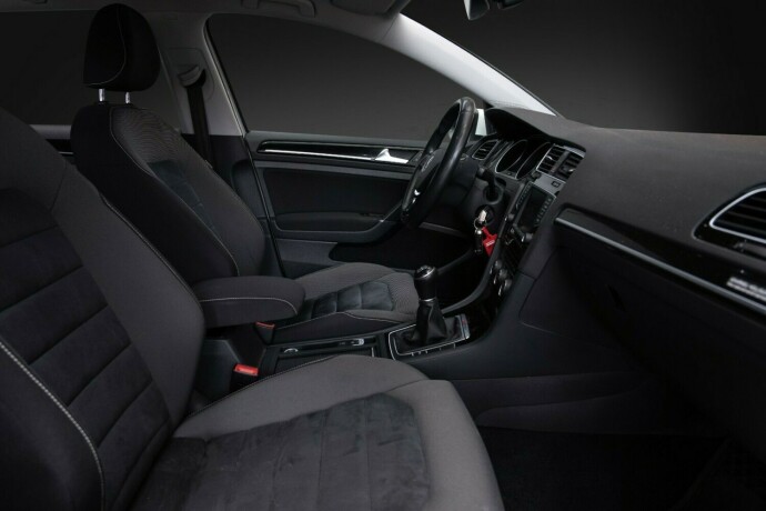 volkswagen-golf-diesel-2017-big-27