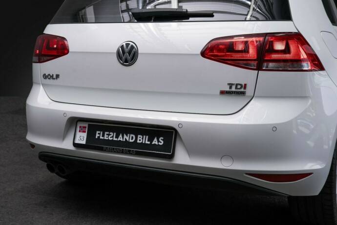 volkswagen-golf-diesel-2017-big-8