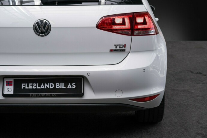 volkswagen-golf-diesel-2017-big-9