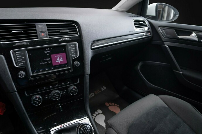 volkswagen-golf-diesel-2017-big-15
