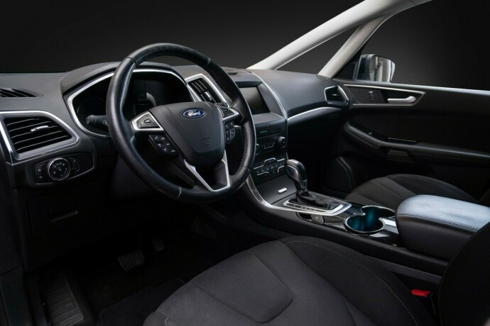 ford-s-max-diesel-2016-big-25