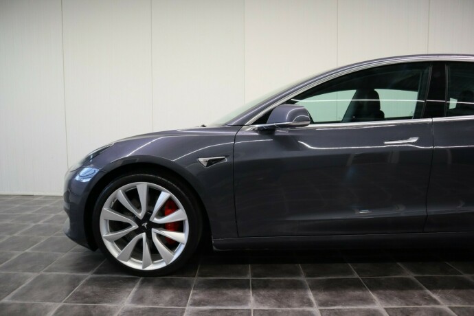 tesla-model-3-elektrisitet-2019-big-7