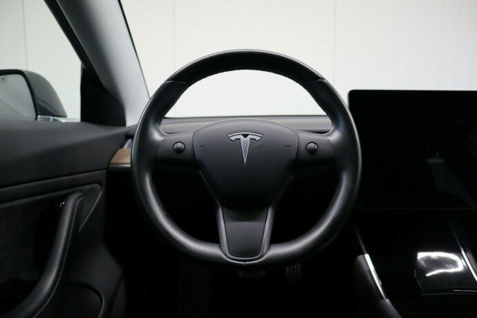 tesla-model-3-elektrisitet-2019-big-30