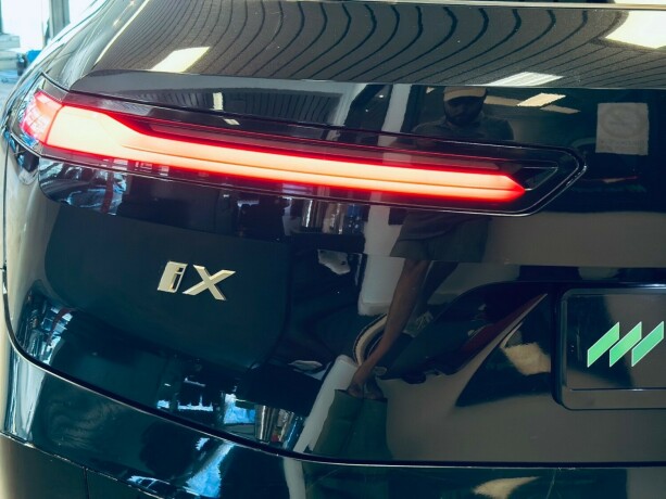 bmw-ix-xdrive-40-elektrisitet-2023-big-31