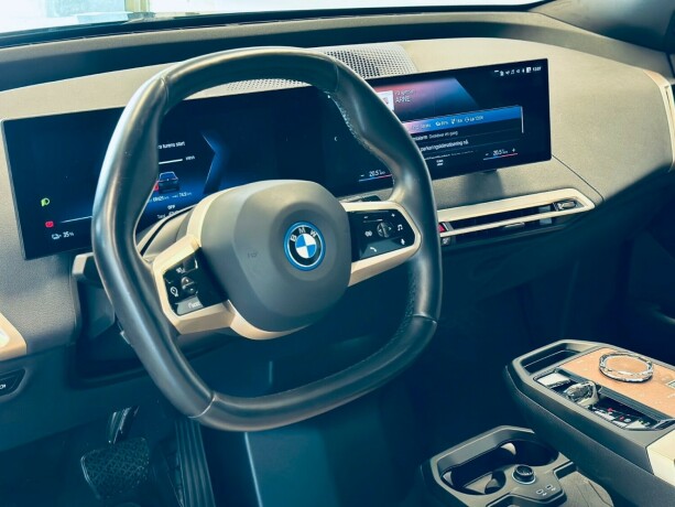 bmw-ix-xdrive-40-elektrisitet-2023-big-10