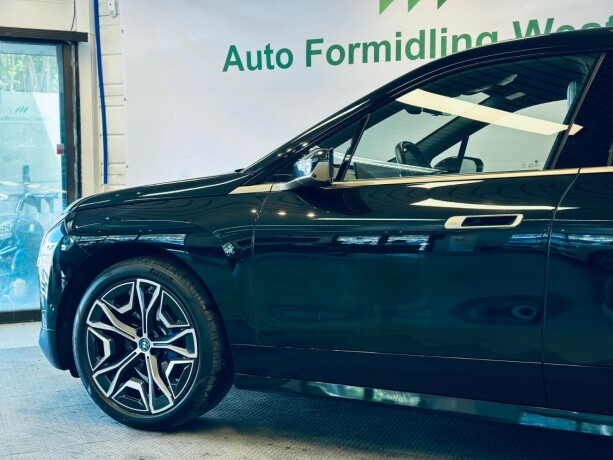 bmw-ix-xdrive-40-elektrisitet-2023-big-7