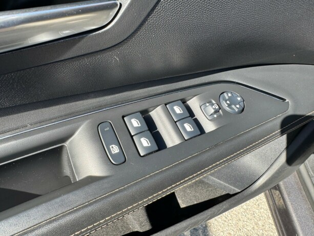 peugeot-3008-elektrisitetbensin-2020-big-18