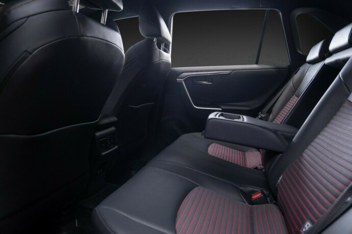 toyota-rav4-plug-in-hybrid-plug-in-petrol-2020-big-25