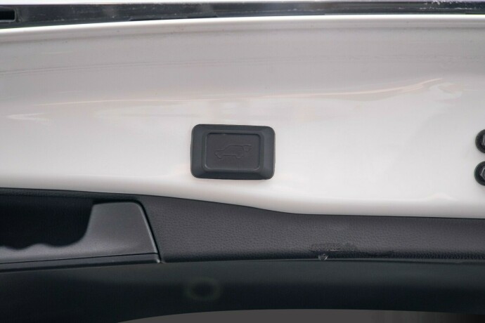 toyota-rav4-plug-in-hybrid-elektrisitetbensin-2020-big-32