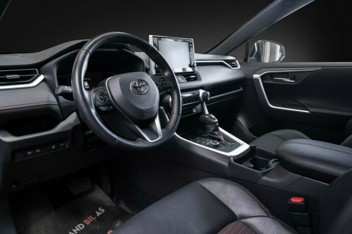 toyota-rav4-plug-in-hybrid-plug-in-petrol-2020-big-24