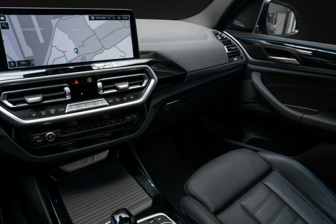 bmw-ix3-elektrisitet-2022-big-17