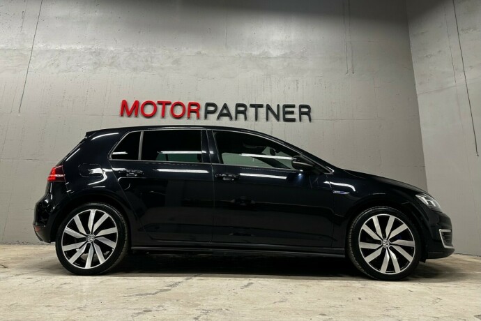 volkswagen-golf-elektrisitetbensin-2016-big-8