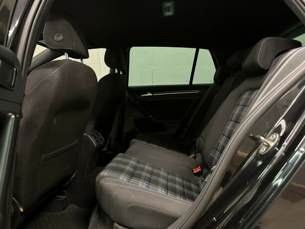 volkswagen-golf-elektrisitetbensin-2016-big-13