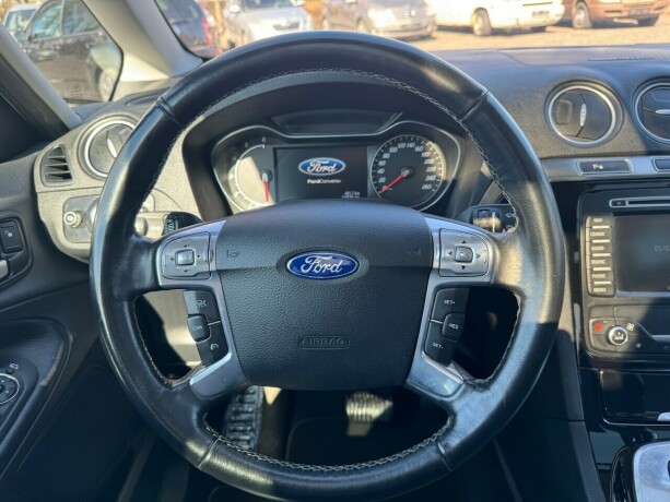 ford-galaxy-diesel-2012-big-22