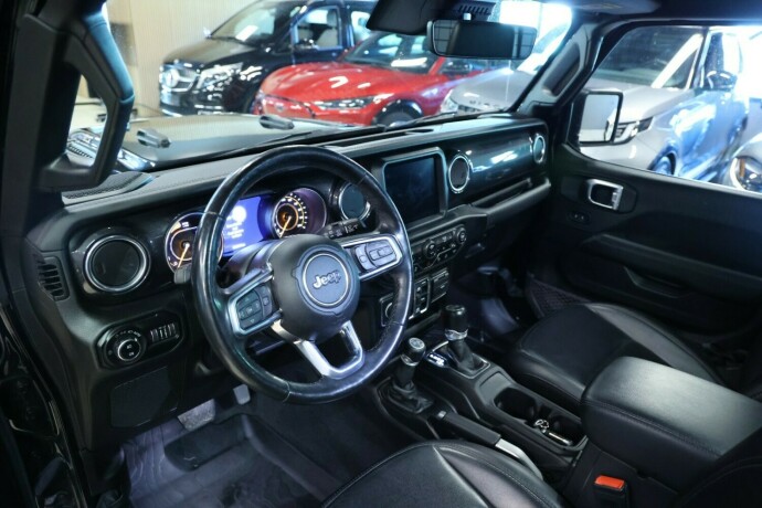 jeep-wrangler-diesel-2020-big-5