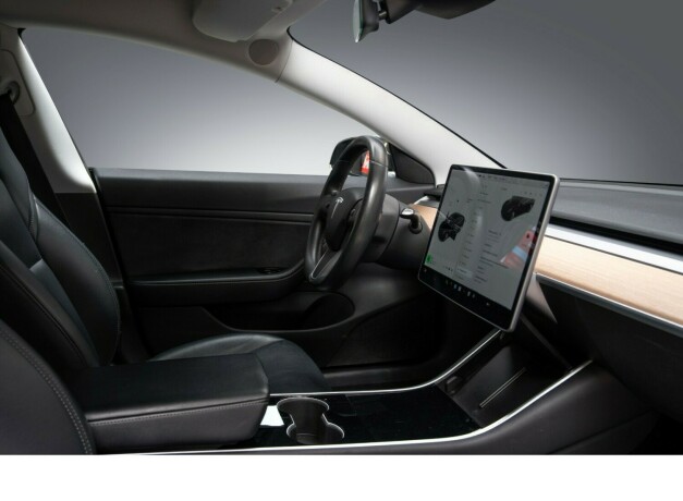 tesla-model-3-elektrisitet-2019-big-25