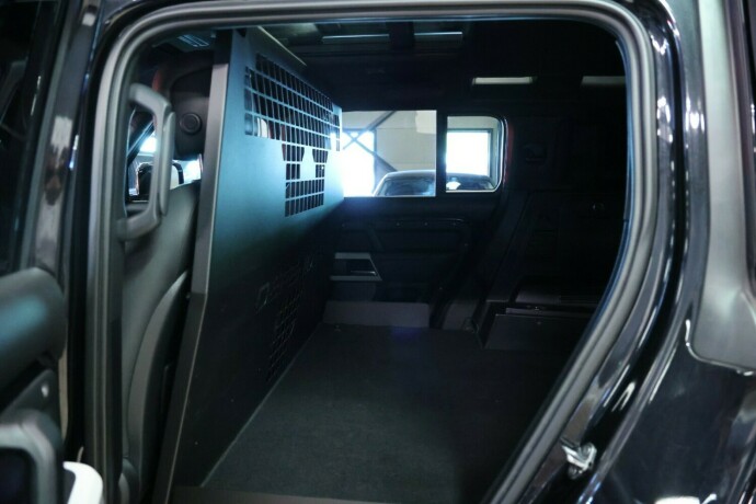 land-rover-defender-diesel-2021-big-6